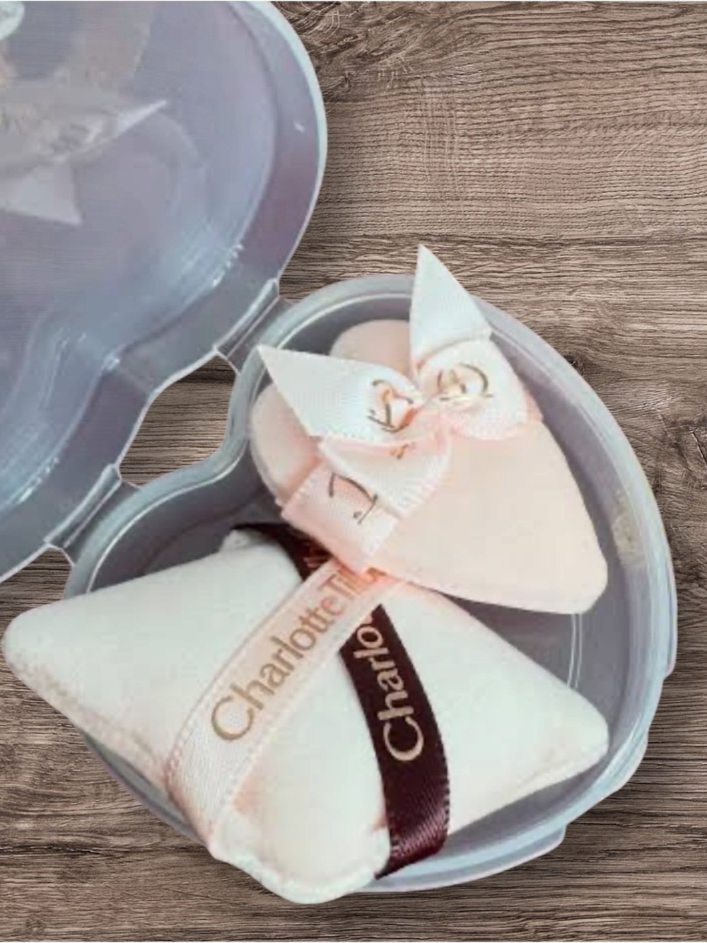 Charlotte Tilbury Heart-shaped Makeup Sponge and Powder Puff Set